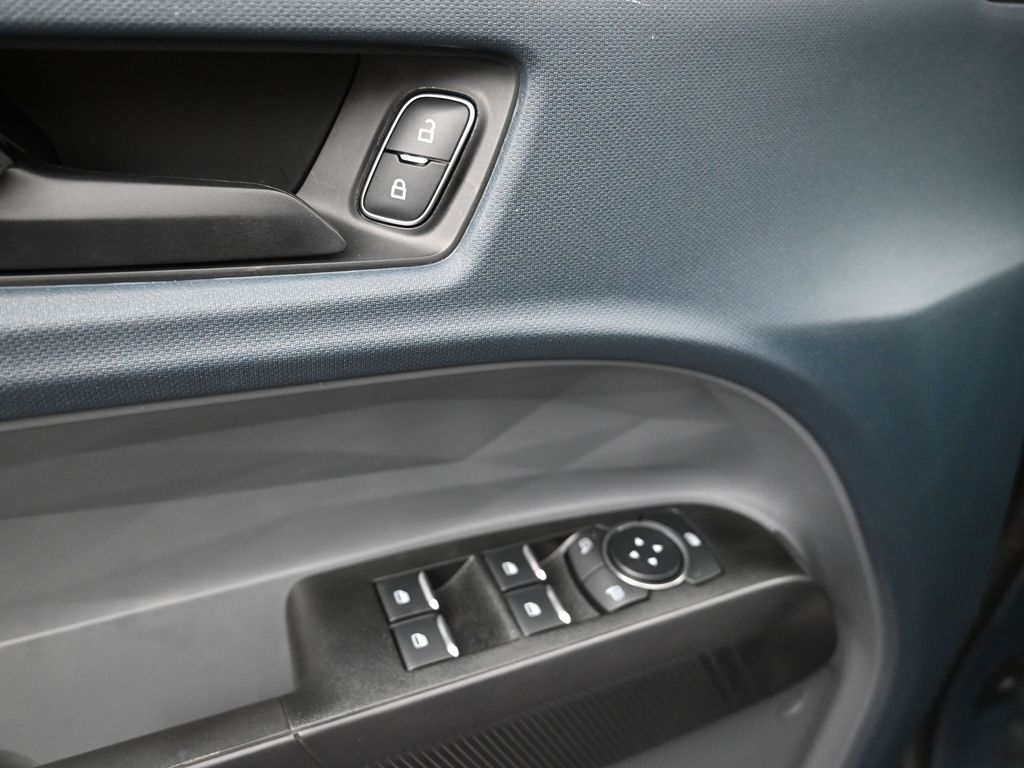 2025 Ford Maverick XLT - Photo 12