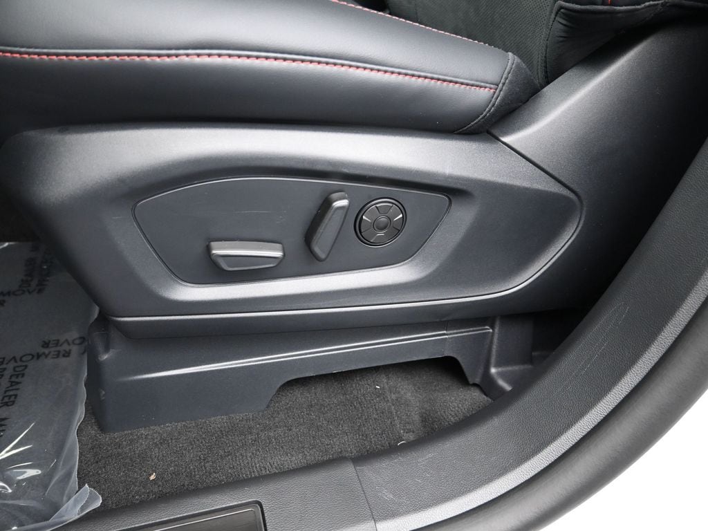 2026 Ford Explorer ST - Photo 11