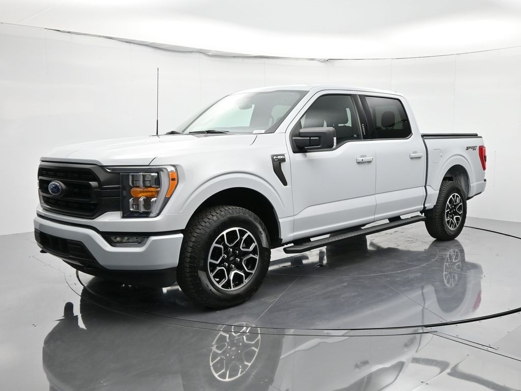 2022 Ford F-150 XLT's photo
