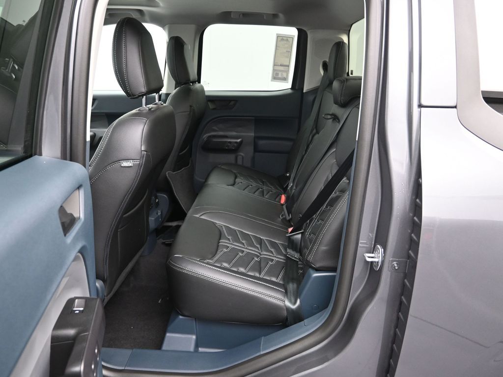 2025 Ford Maverick XLT - Photo 24