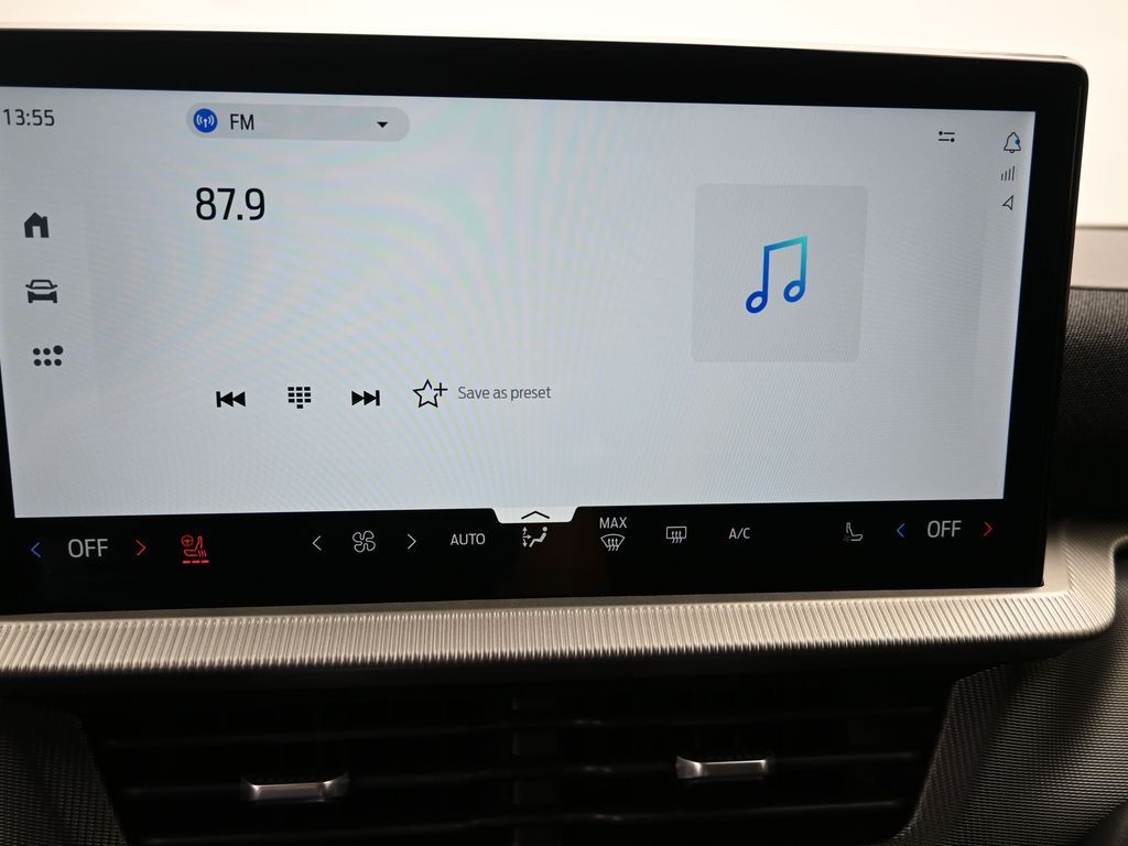 2026 Ford Explorer ST - Photo 15