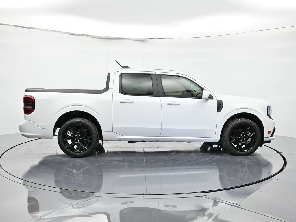 New 2025 Ford Maverick Lobo Standard Truck SuperCrew