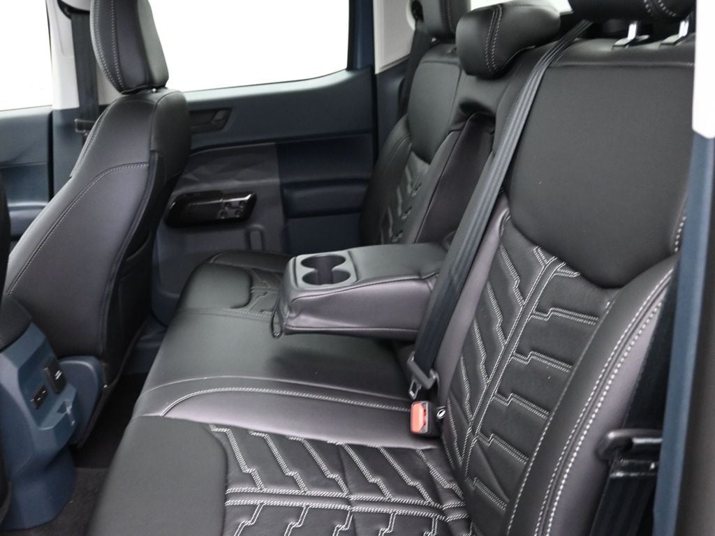 2025 Ford Maverick XLT - Photo 30