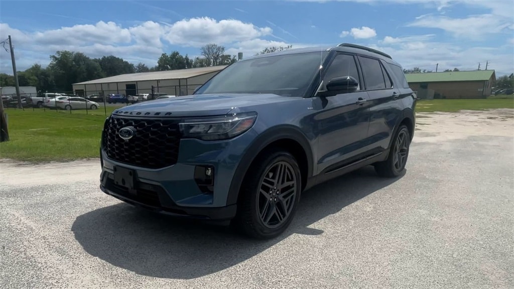 New 2025 Ford Explorer ST-Line SUV