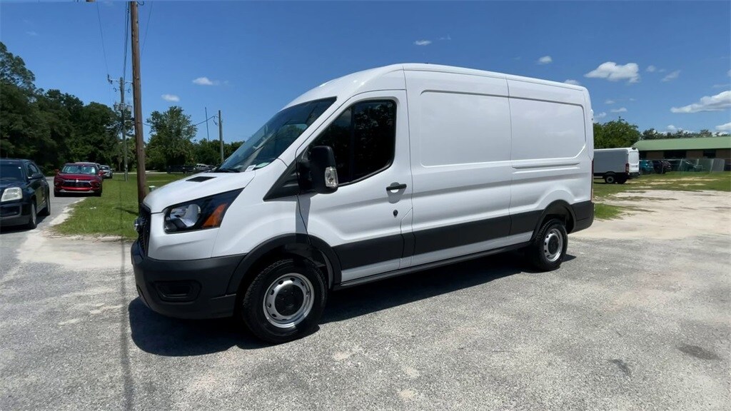 2025 Ford Transit photo 4