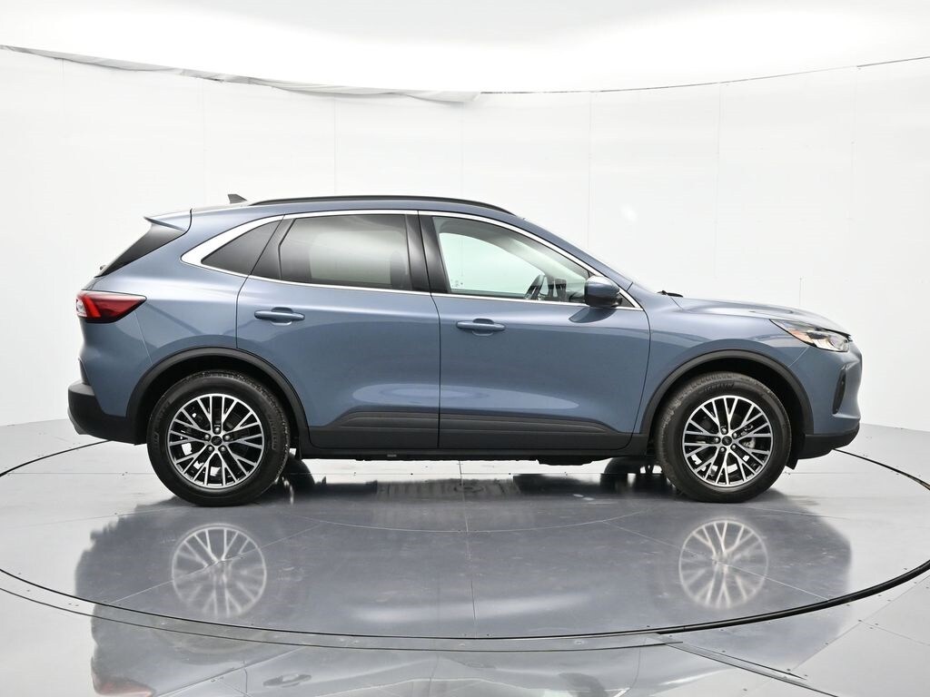 2025 Ford Escape Plug-In Hybrid Base photo 4