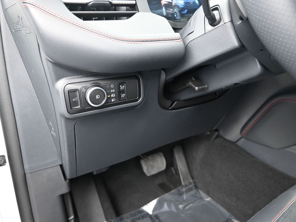 2026 Ford Explorer ST - Photo 12