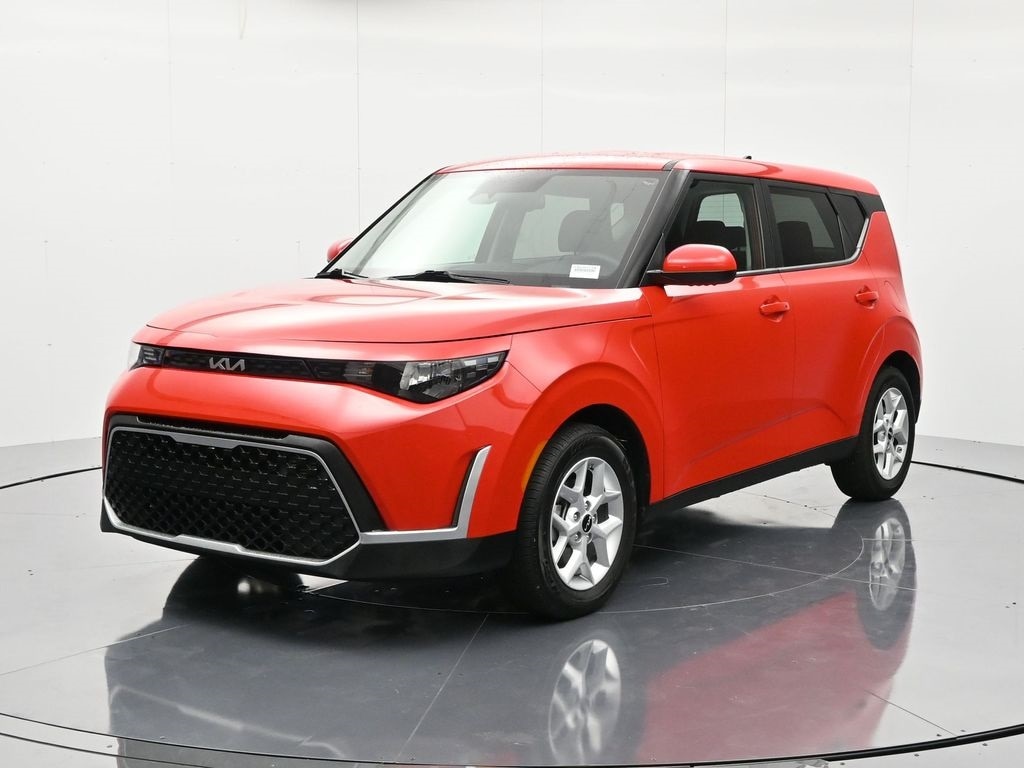 Used 2024 Kia Soul S Hatchback
