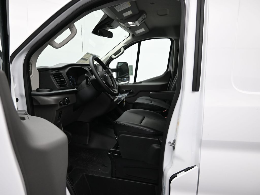 2025 Ford Transit Van Base - Photo 14