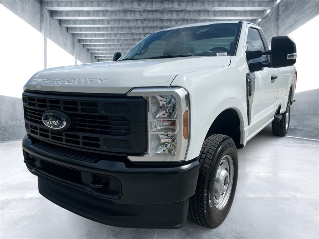 2026 Ford F-250 Super Duty XL's photo