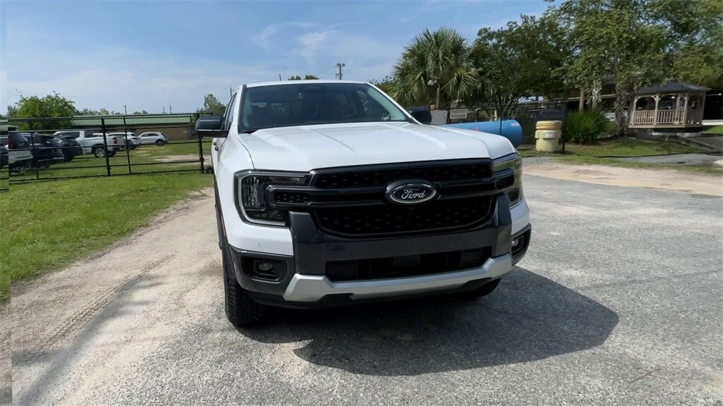 2025 Ford Ranger XLT photo 3