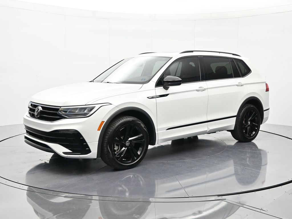 2023 Volkswagen Tiguan SE R-LINE BLACK