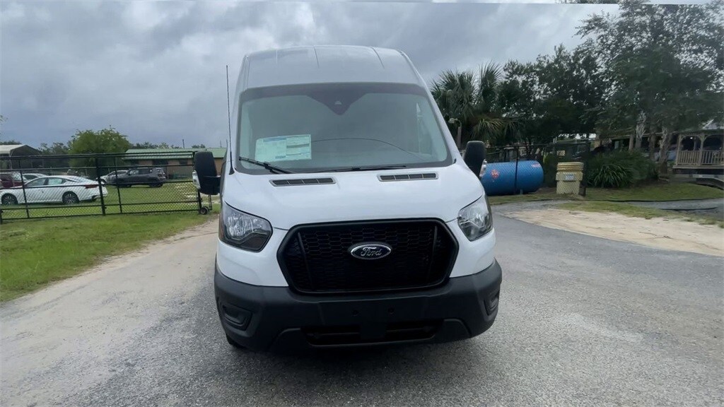 2025 Ford Transit Cargo Van photo 3