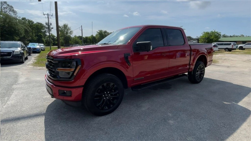 2025 Ford F-150 XLT photo 4