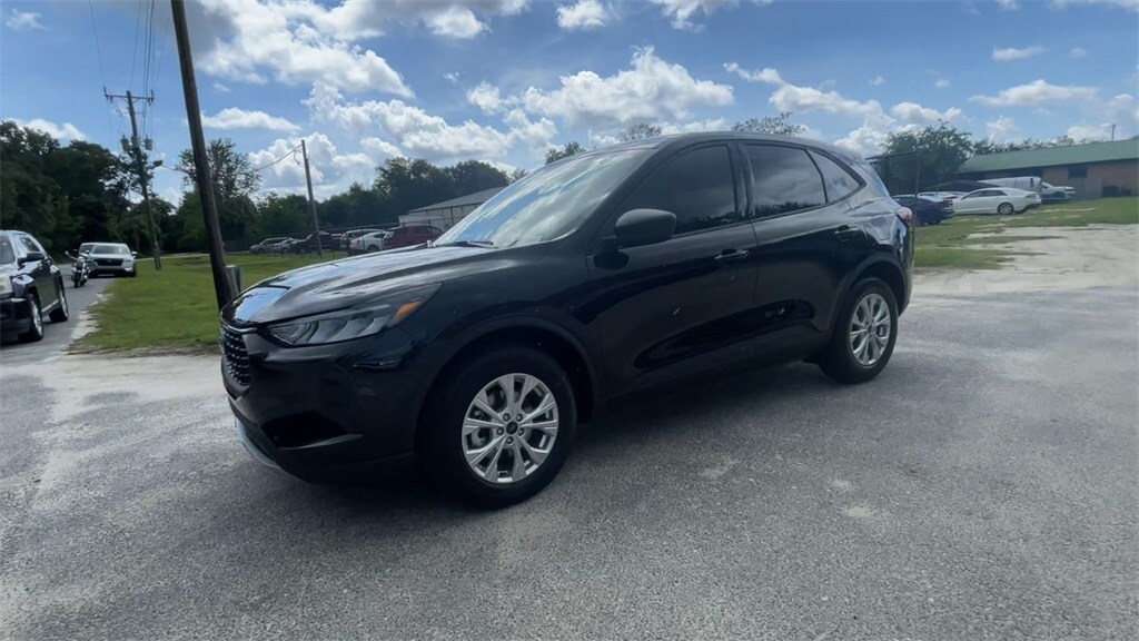 2025 Ford Escape Active photo 4