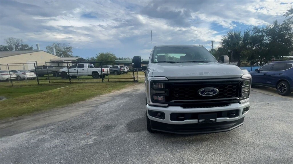 2026 Ford F-250 XL photo 3