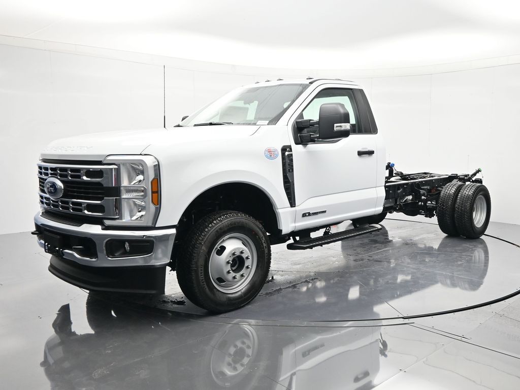 2026 Ford F-350 XL 4x4 Regular Cab 169-In DRW's photo