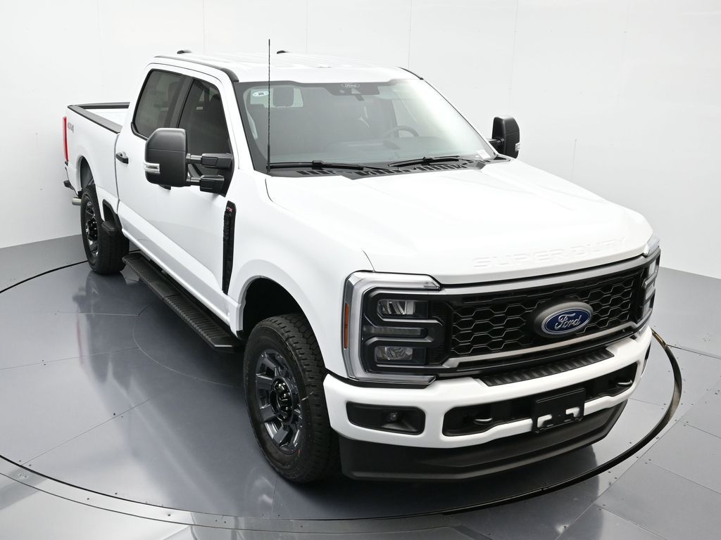 2026 Ford F-350 Super Duty Chassis Cab XL - Photo 27