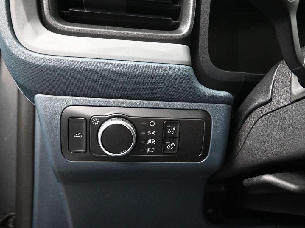 2025 Ford Maverick XLT - Photo 14
