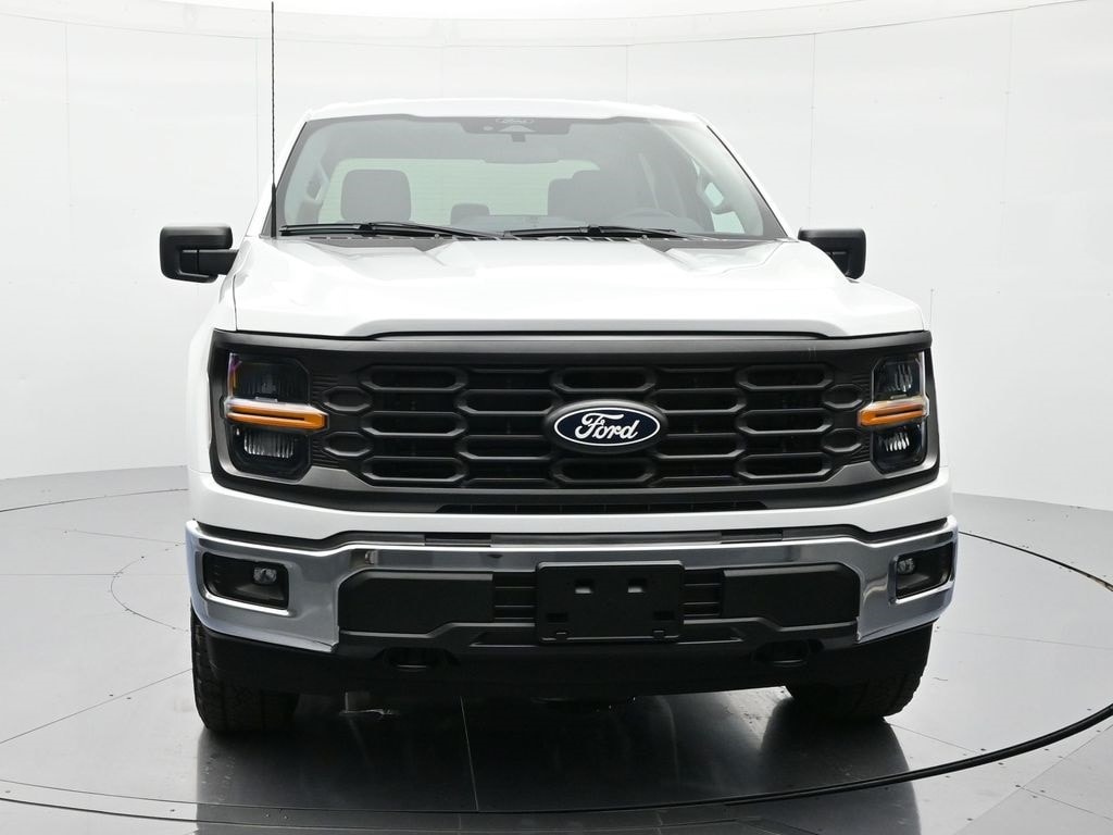 2026 Ford F-150 XL photo 2