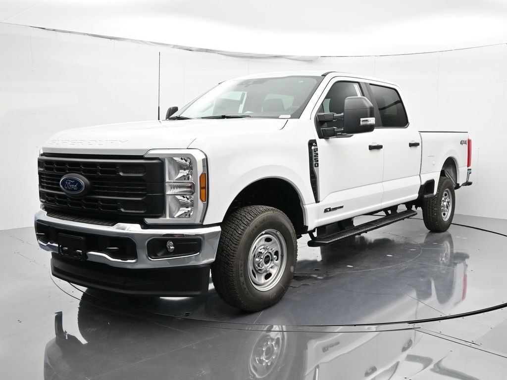2025 Ford F-250 Super Duty XL's photo