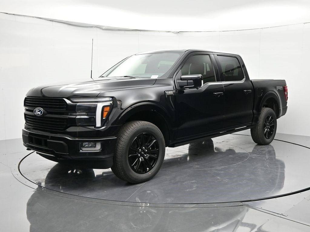 2025 Ford F-150 Platinum's photo