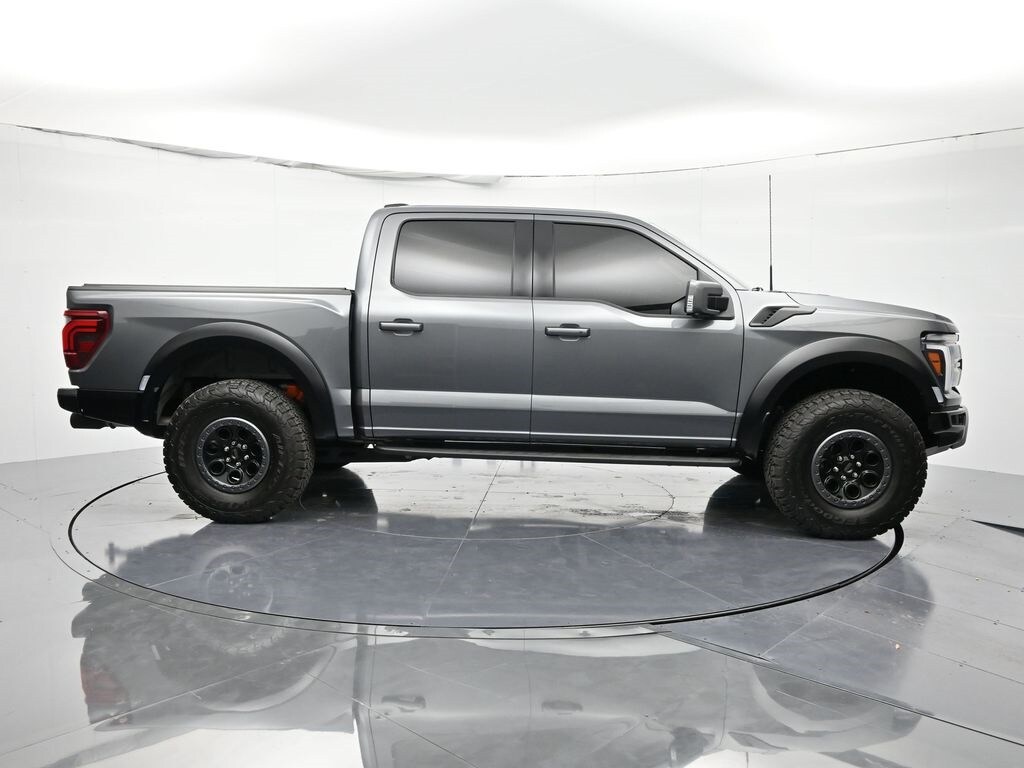 2024 Ford F-150 Raptor photo 4