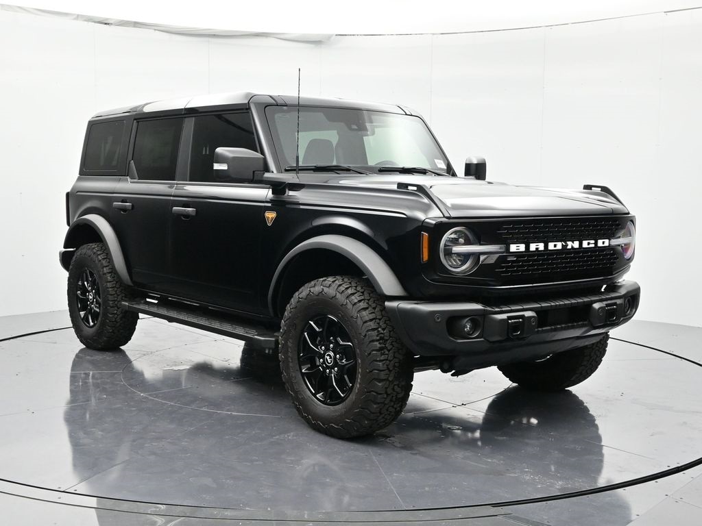 New 2025 Ford Bronco Badlands SUV