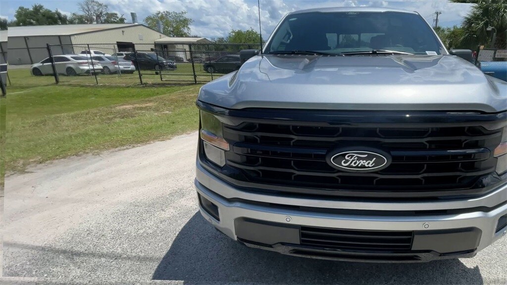 2025 Ford F-150 XLT photo 3
