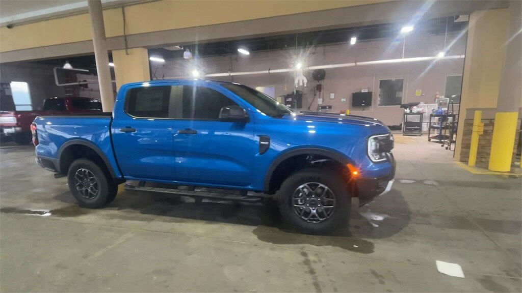 2025 Ford Ranger XLT photo 2