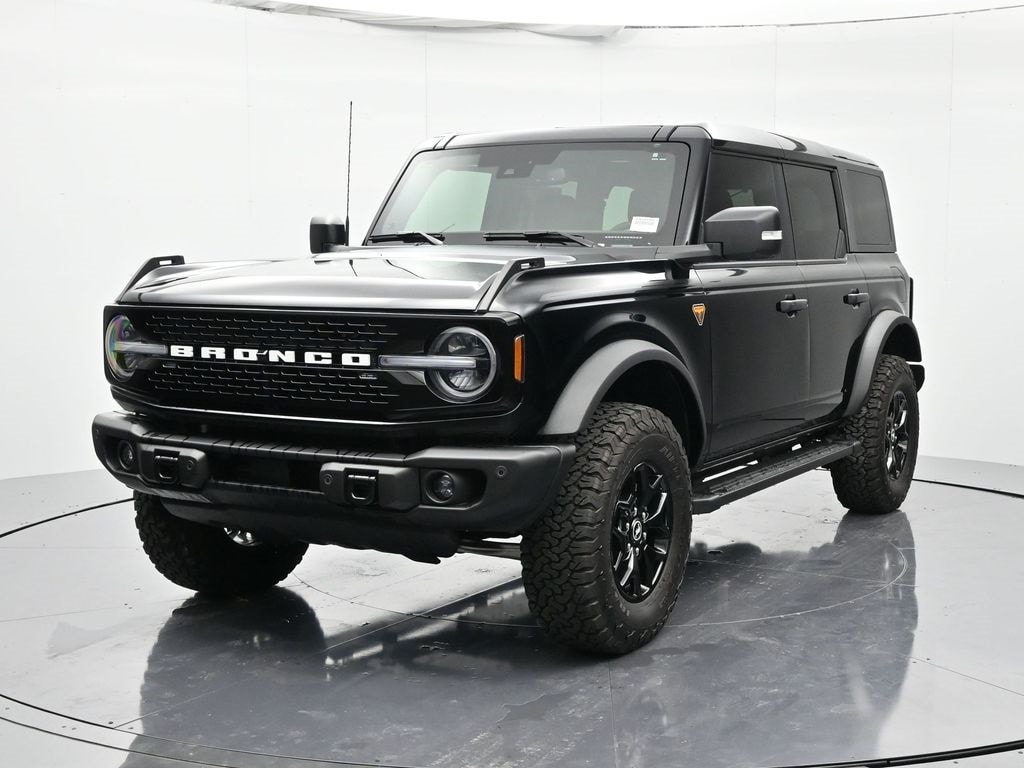 New 2025 Ford Bronco Badlands SUV