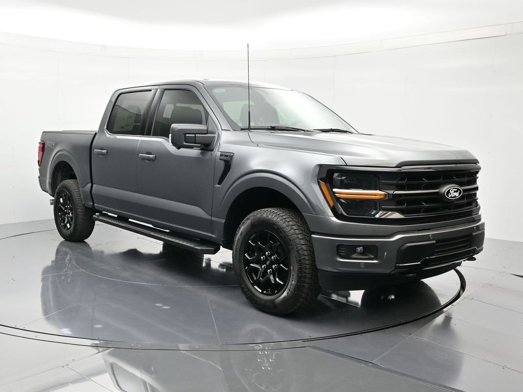 2026 Ford F-150 XLT photo 3