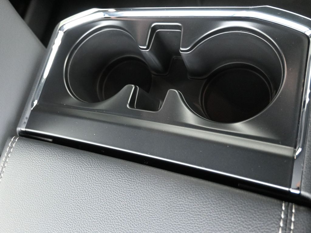 2025 Ford F-150 Lightning Flash - Photo 20