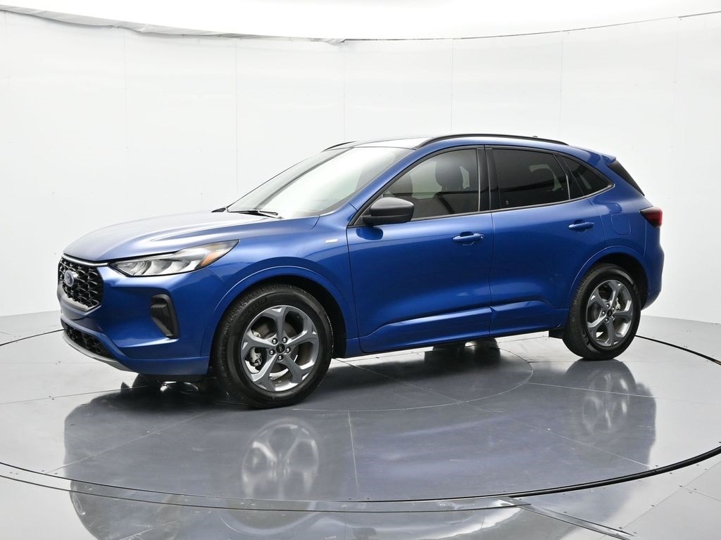 2023 Ford Escape ST-Line's photo