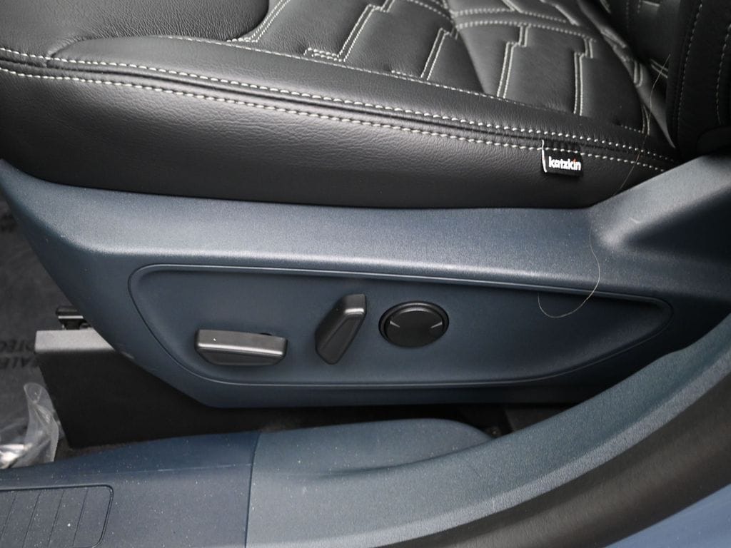 2025 Ford Maverick XLT - Photo 26