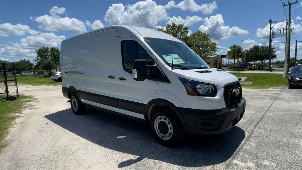 2025 Ford Transit photo 2