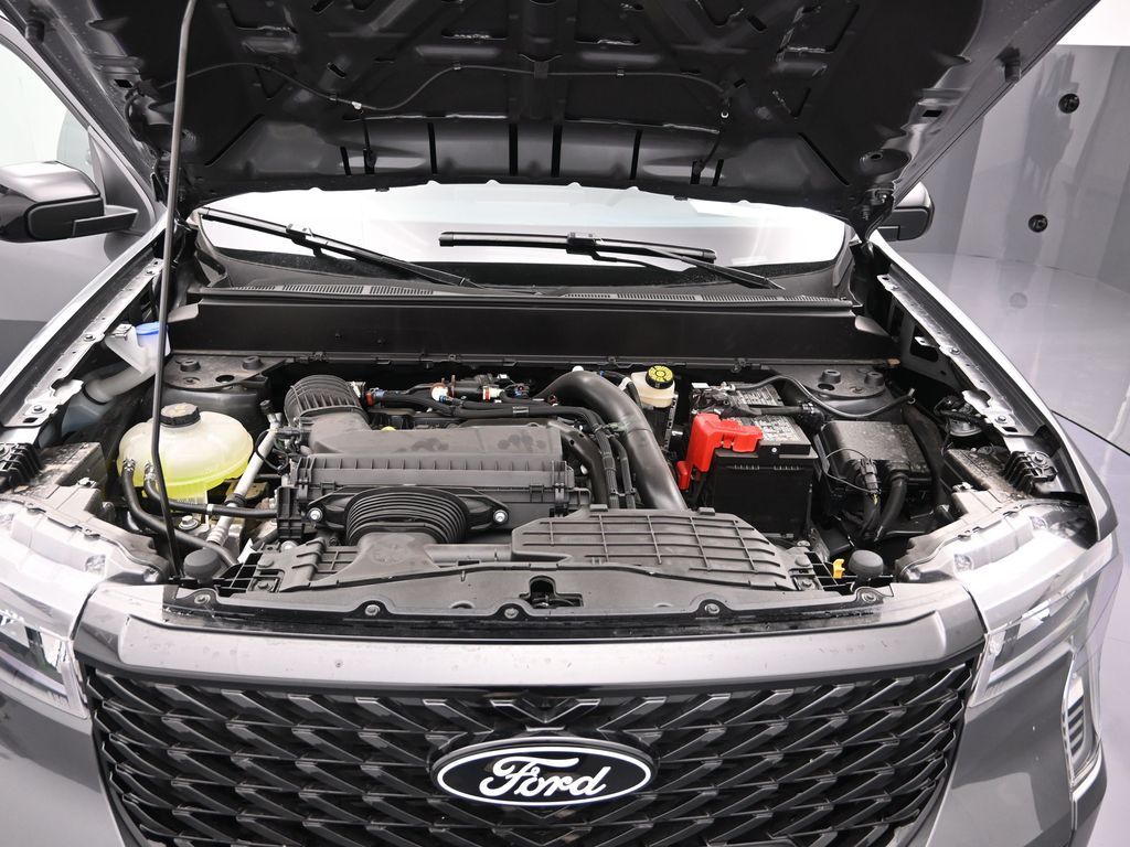 2025 Ford Maverick XLT - Photo 29