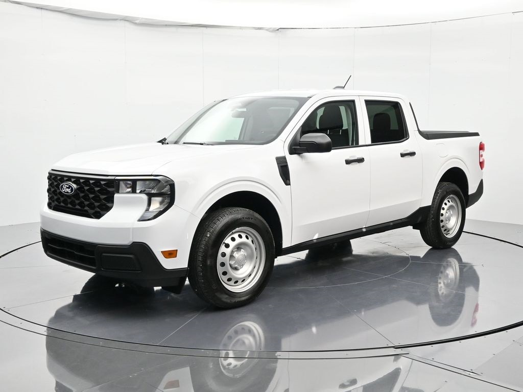 2026 Ford Maverick XL's photo