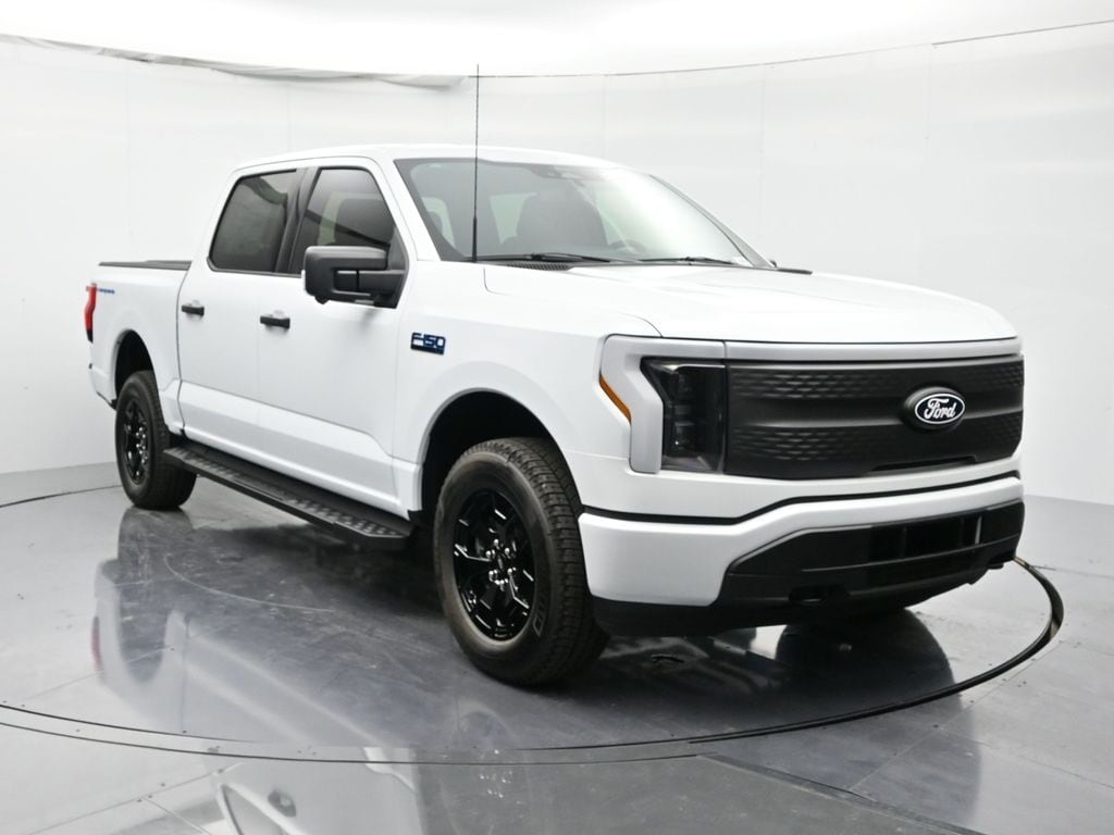 New 2025 Ford F-150 Lightning XLT Truck SuperCrew Cab