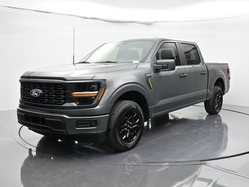 2025 Ford F-150 STX's photo