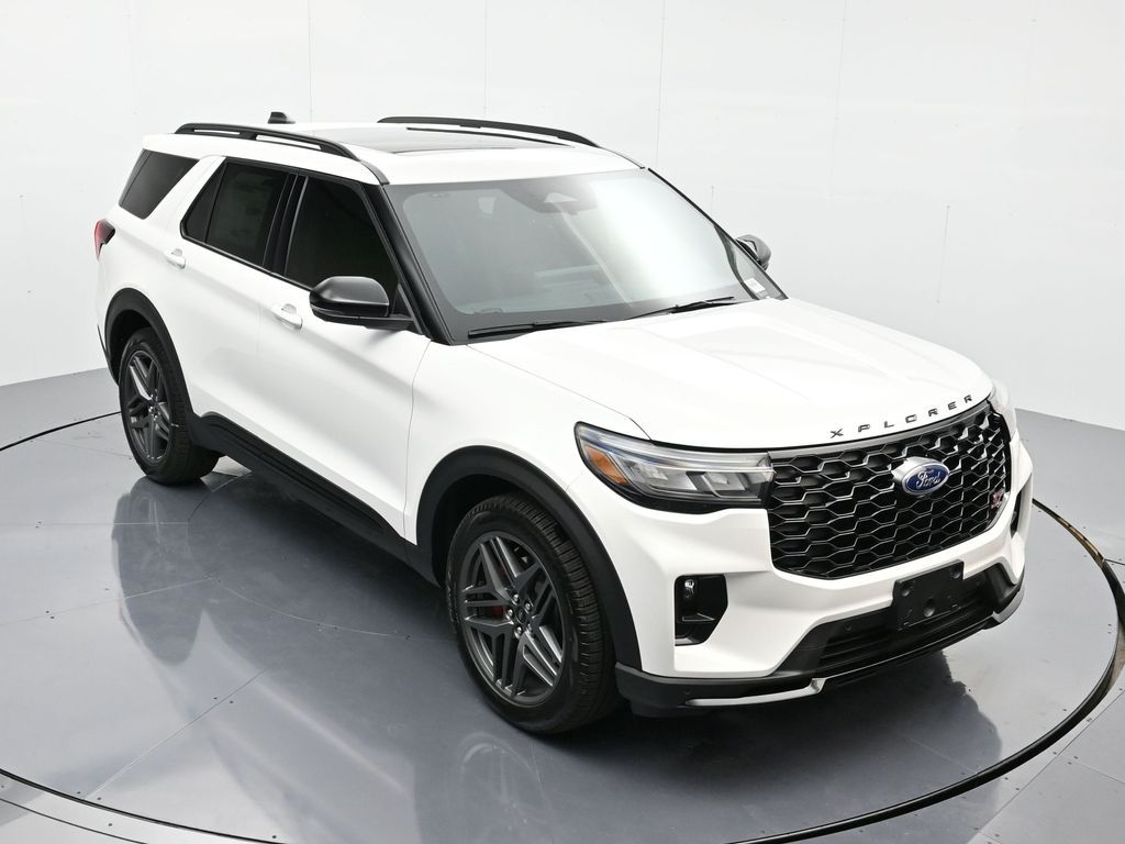 2026 Ford Explorer ST - Photo 29