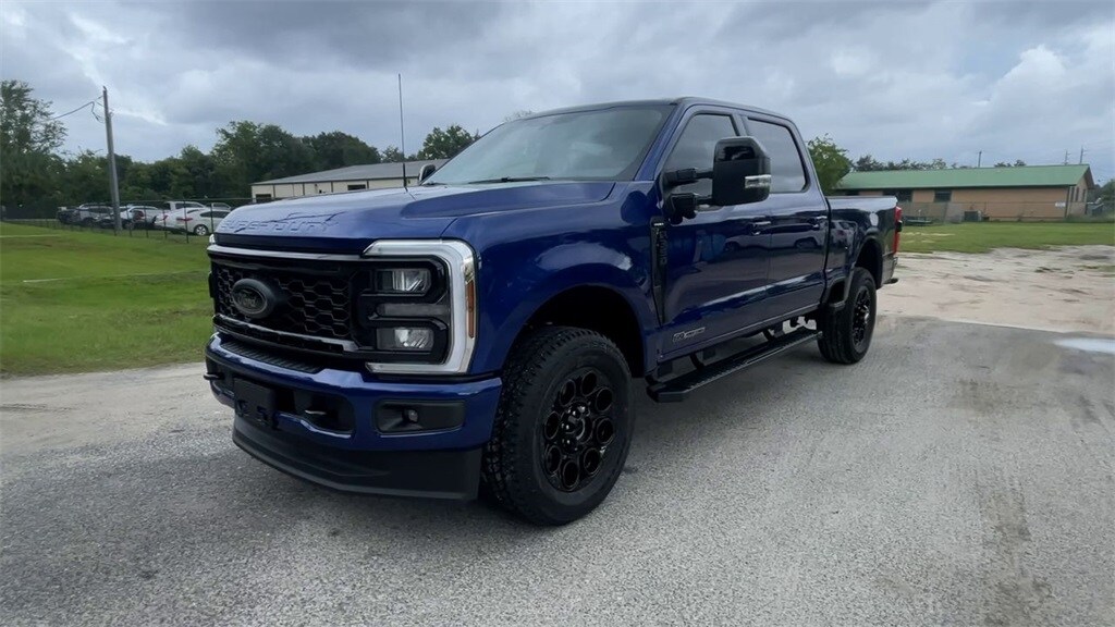 2026 Ford F-350 Lariat photo 4