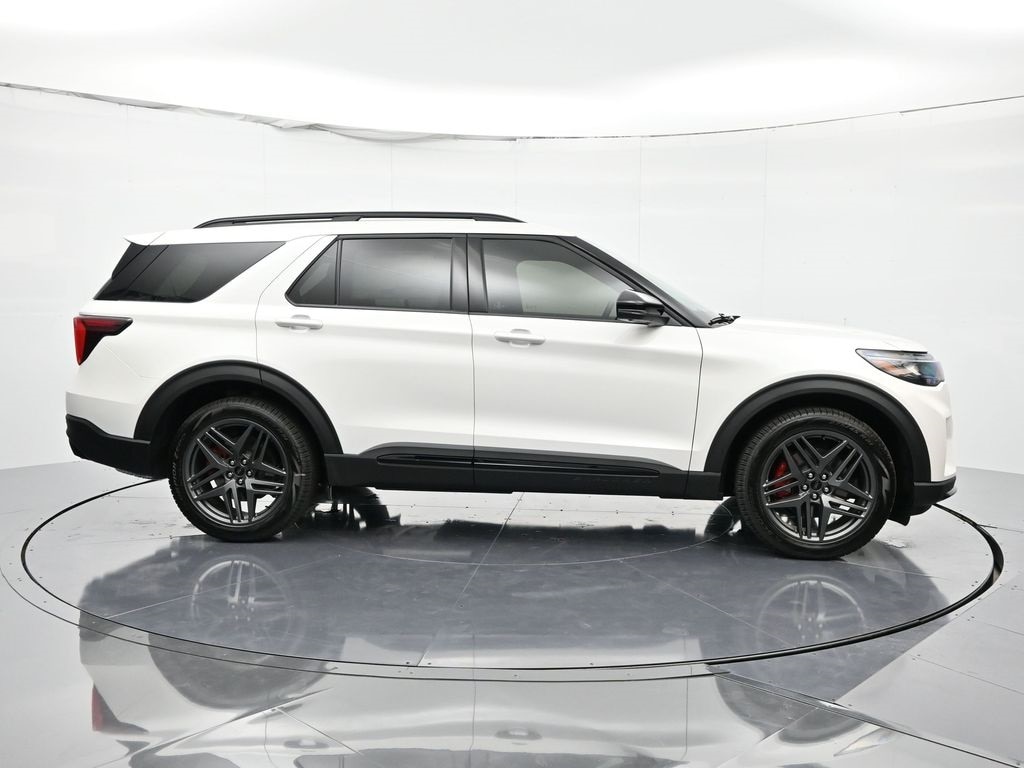 New 2026 Ford Explorer ST SUV