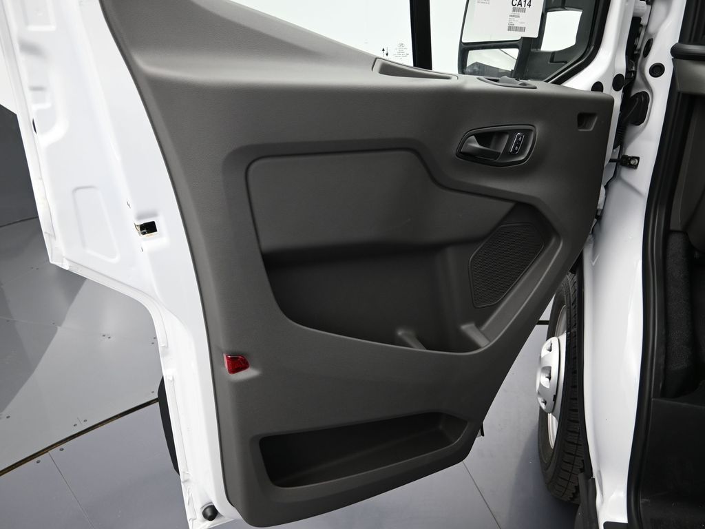 2025 Ford Transit Van Base - Photo 10