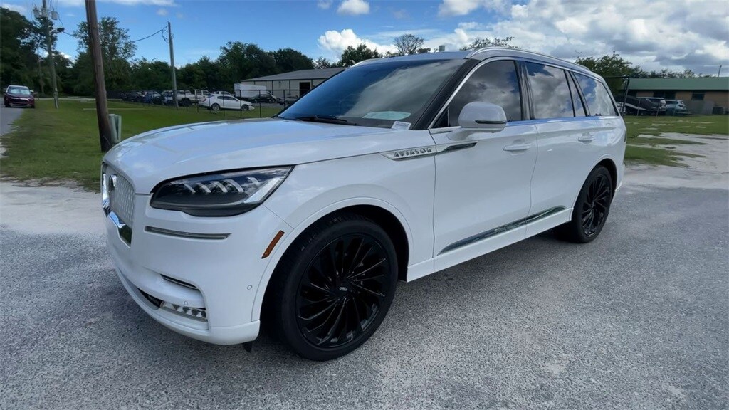 2021 Lincoln Aviator Reserve photo 3