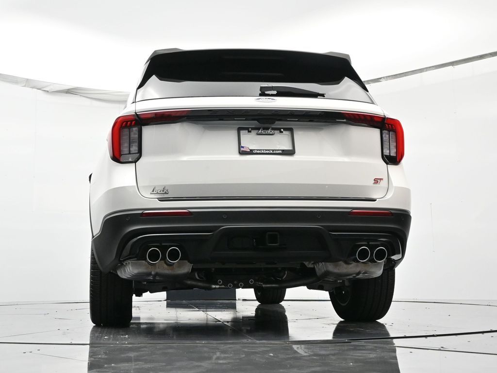 2026 Ford Explorer ST - Photo 39