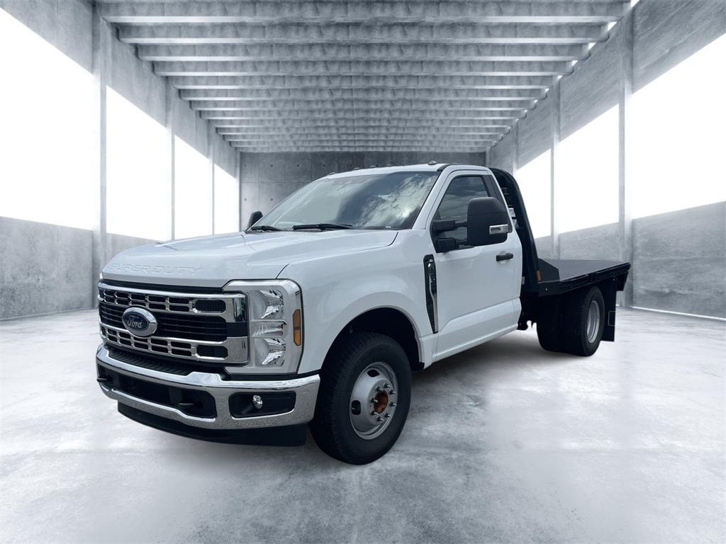 2024 Ford F-350 Super Duty Chassis Cab
