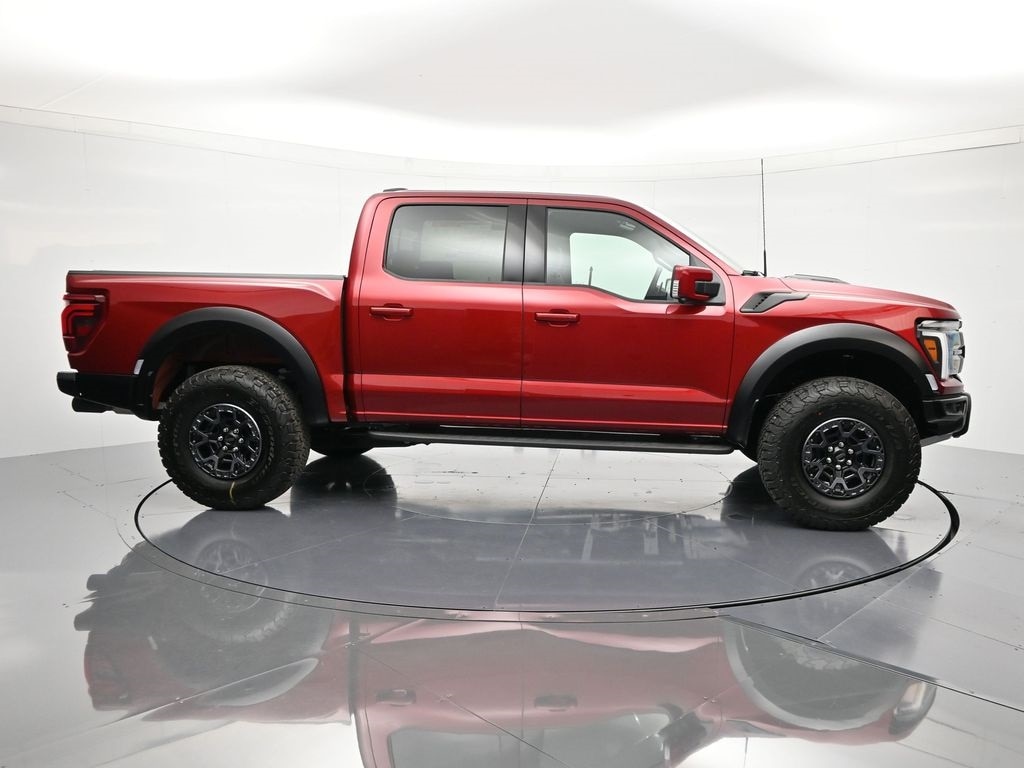 2026 Ford F-150 Raptor photo 4