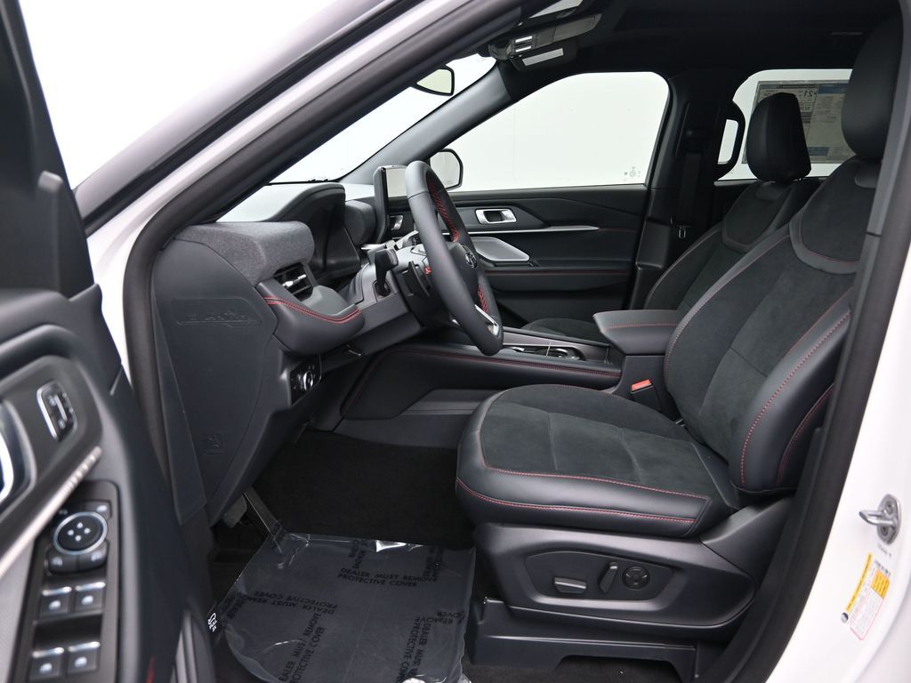 2026 Ford Explorer ST - Photo 19