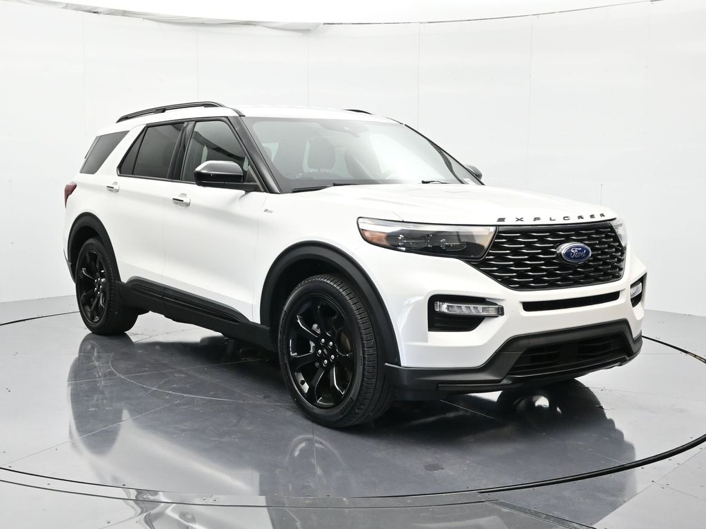 Certified 2022 Ford Explorer XLT SUV